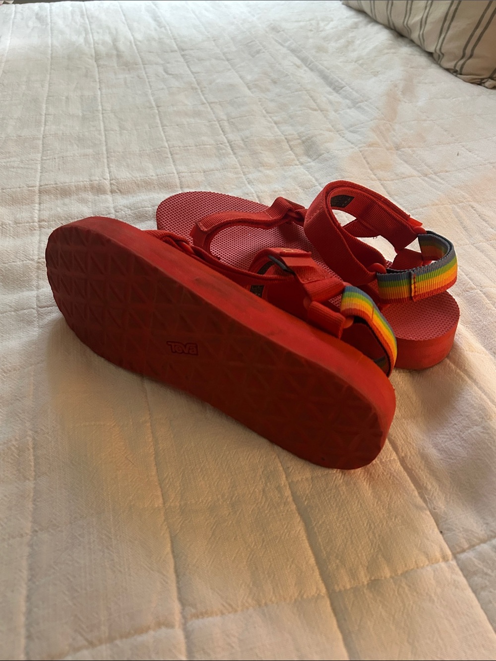 Polaroid Red Sport Sandals with Rainbow Heel Accent - Picture 3 of 3